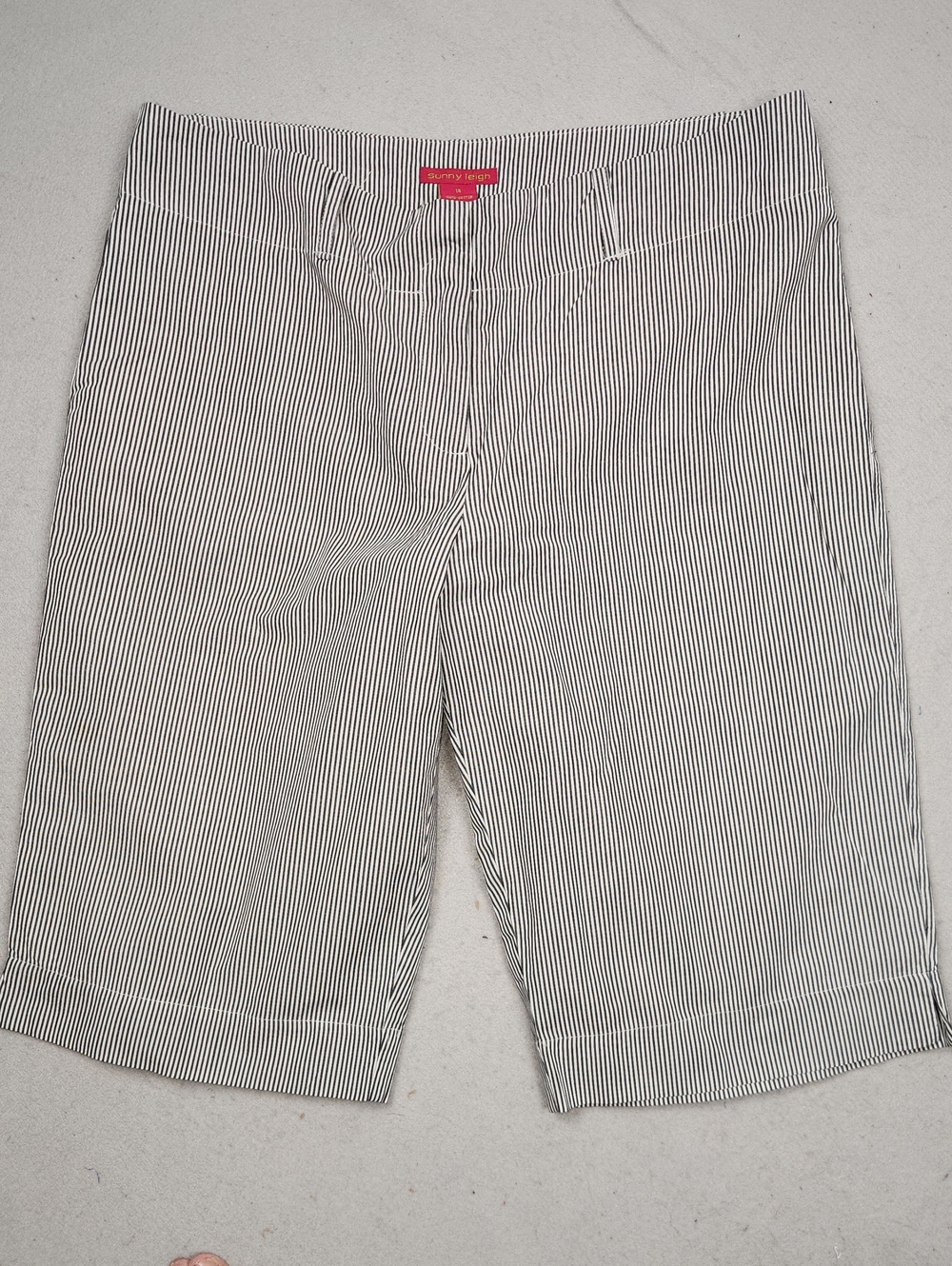 Sunny Leigh Black & White Pinstripe Flat-Front Women’s Knee Length Shorts.